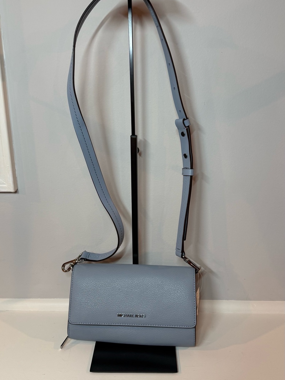 Michael Kors jet set Blue Pebbled Leather Crossbody Bag